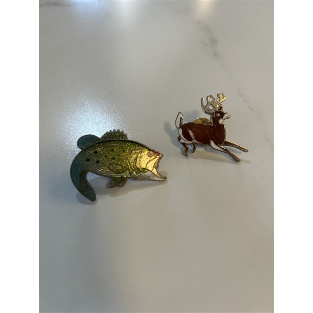Vintage Brown White Tailed  Deer Buck Stag Enamel Pin Tie‎ Tack & Bass Fish